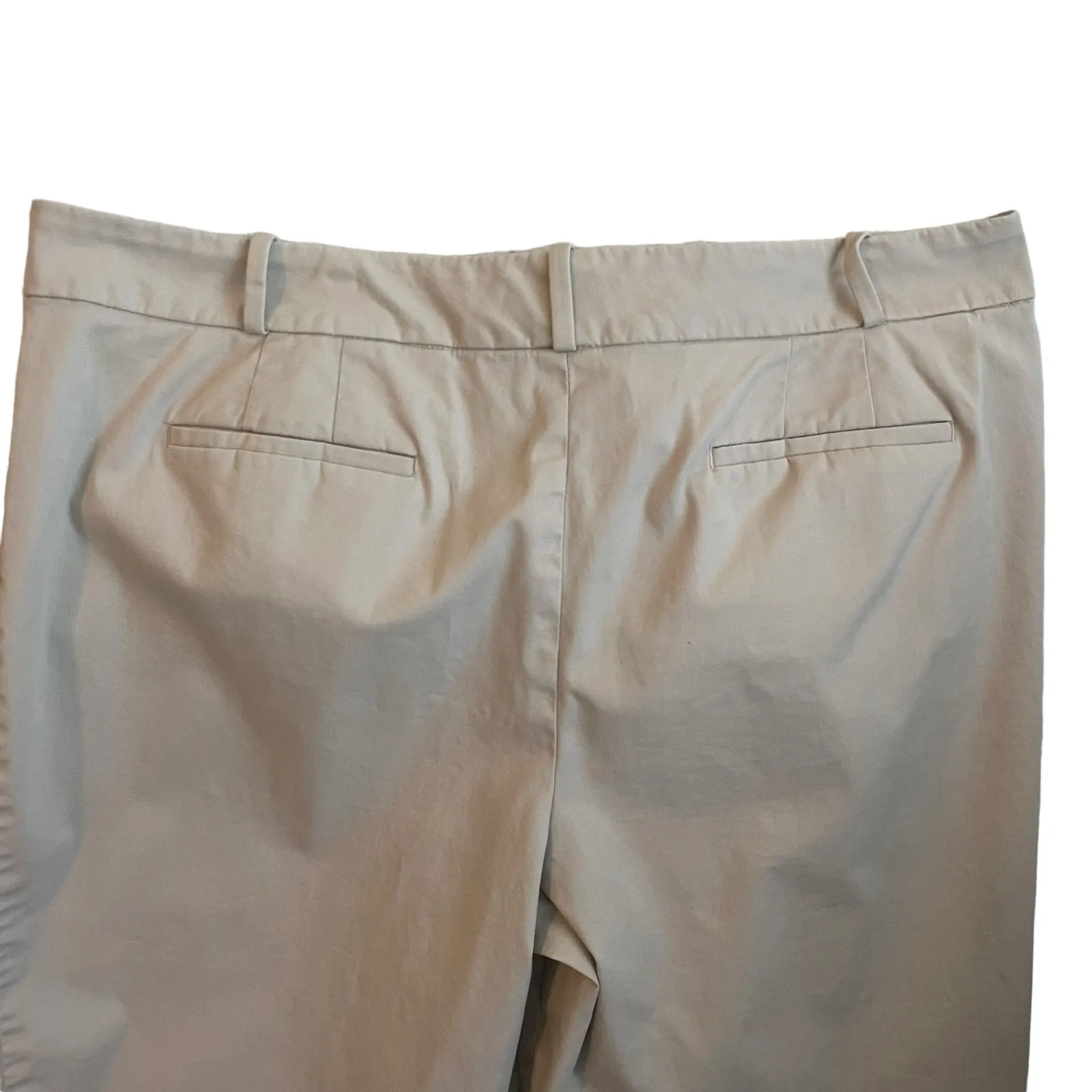 Talbots Women Chino Shorts 16 Beige Long Bermuda Casual‎ Classic Comfort Coastal - Image 5