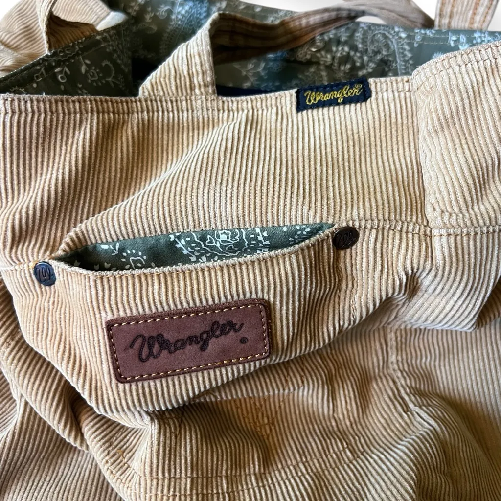 Wrangler Corduroy Tan Tote Bag with Green Bandana Lining Western Ranch Style - Image 2