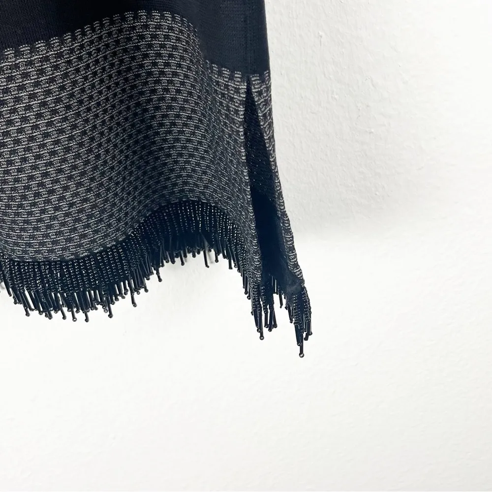 MISOOK Classic Black 3/4 Sleeves Beaded Hemline Blouse, Size Medium - Image 5