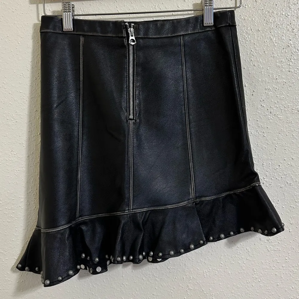 Zara Faux Women's Black Faux Leather Asymmetrical Skirt Size XS - Image 11