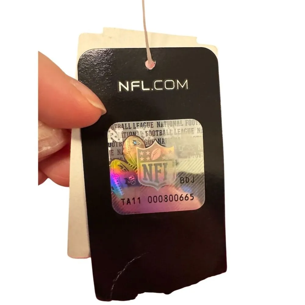 Washington Redskins Women's T-Shirt Breast Cancer Awareness. Size Medium. - Image 8