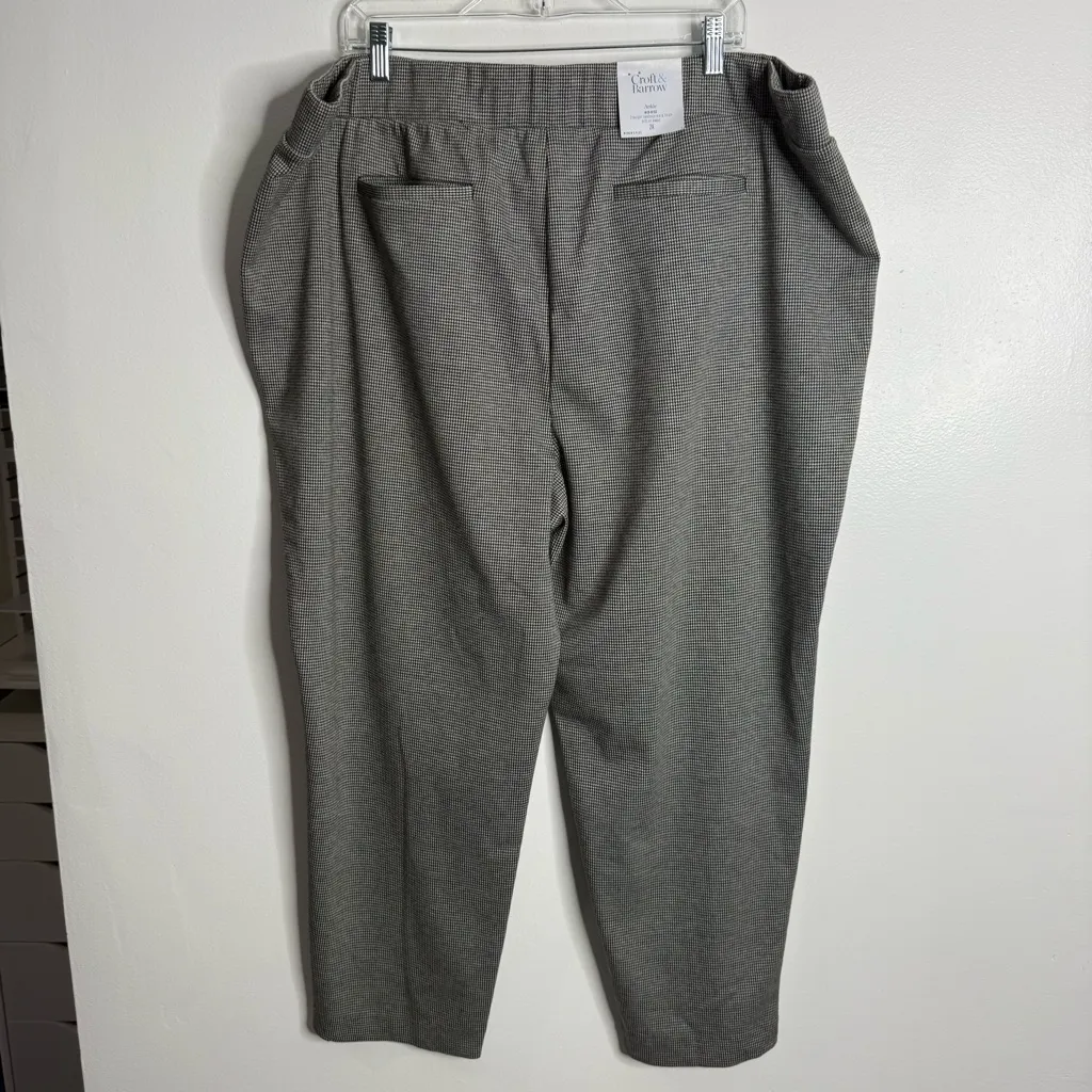 NWT Croft & Barrow Houndstooth Pull On Pants Mid Rise Ankle‎ Black White Size 2X - Image 2