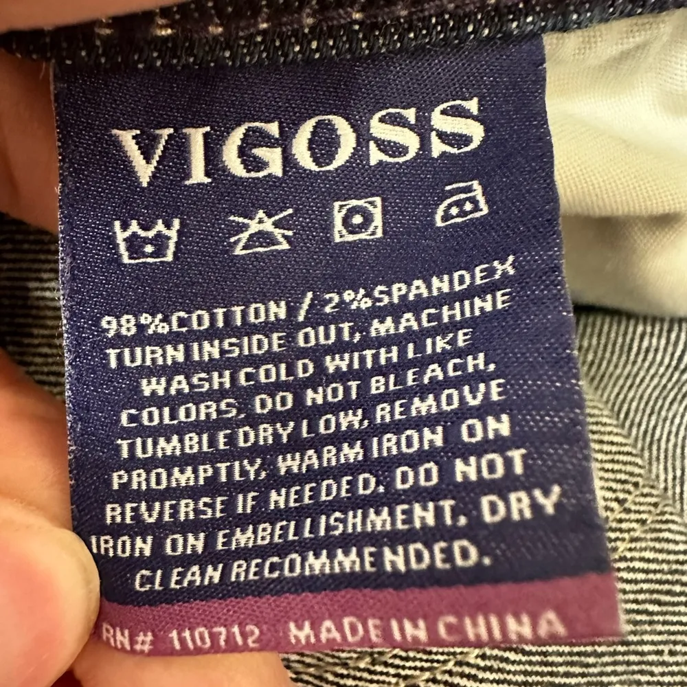 Vigoss The Thompson denim short with destruction - Image 6