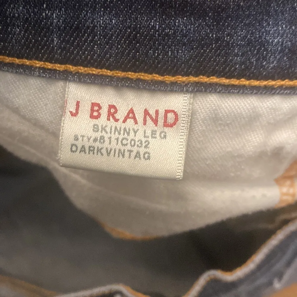 J Brand medium wash skinny leg‎ skinny jeans size 28 - Image 5