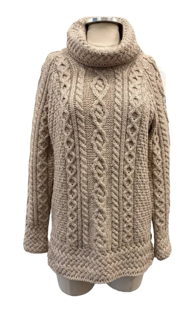 NEW Standun Irish Wool Chunky Fisherman Knit Turtle Neck Sweater Size Medium Tan - Image 1