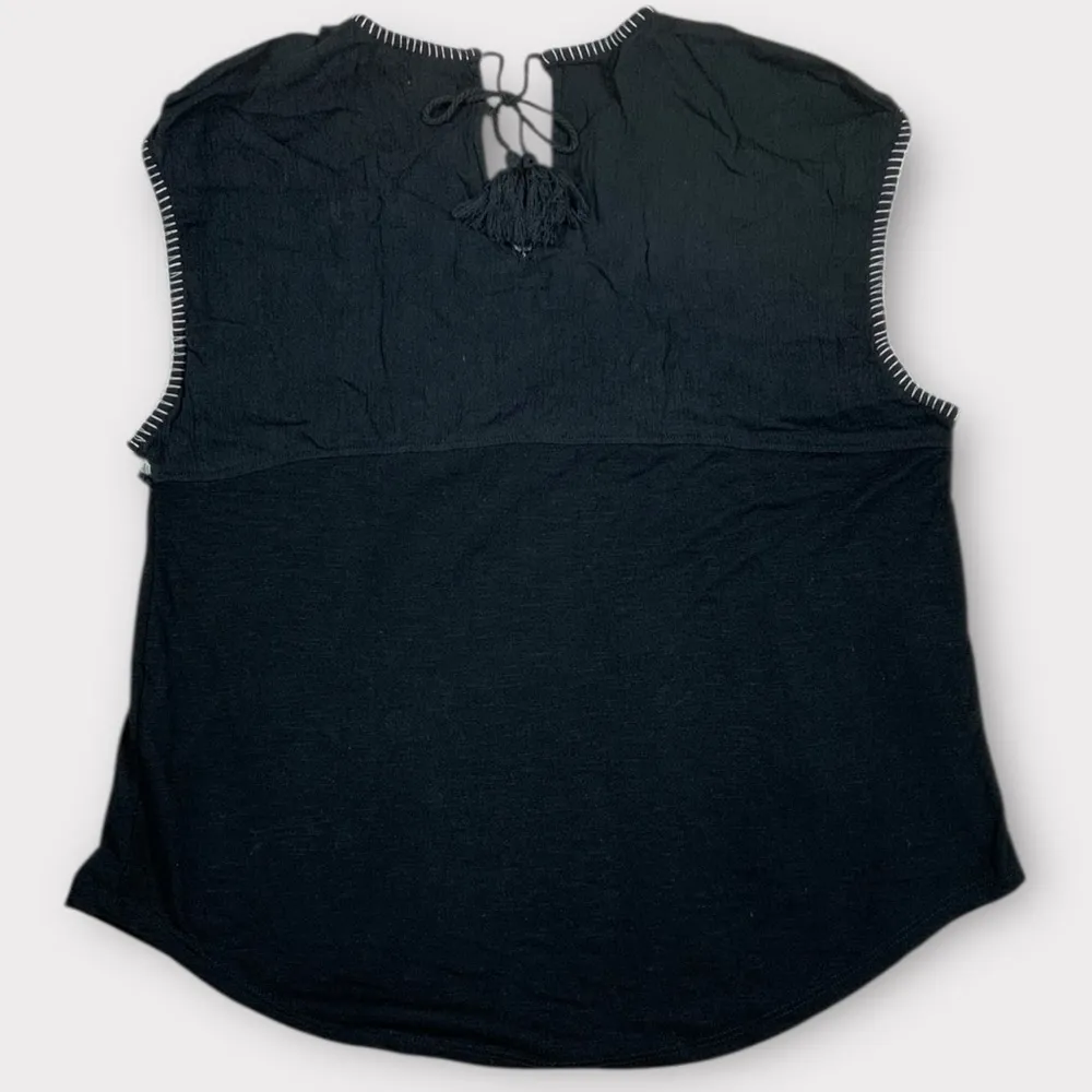 Women’s Hollister Embroidered Boho Blouse Size M - Image 2