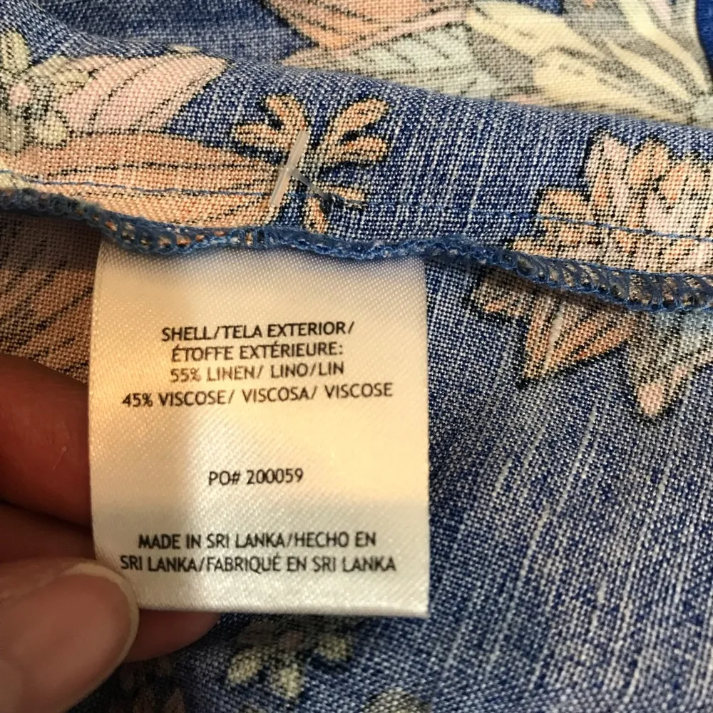 ModCloth Breezy Days On My Mind Button-Up Crop Top S blue floral flowers - Image 7