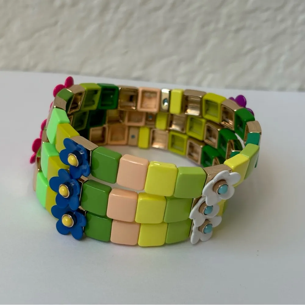 NWOT Roxanne assoulin set of three garden variety bracelets - Image 2