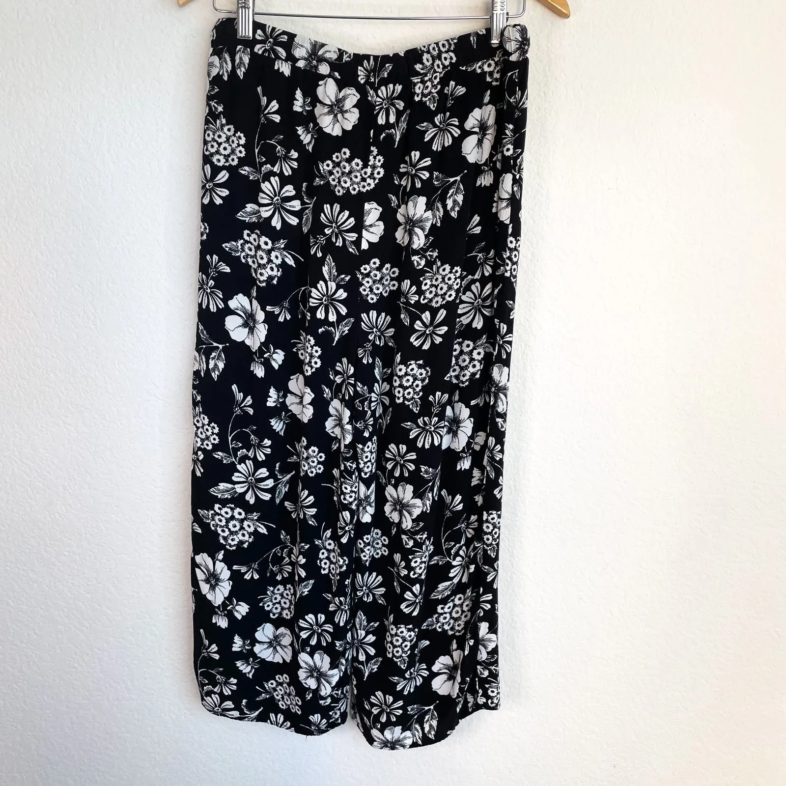 MAJORELLE Revolve Black Floral Matching Set - Image 11