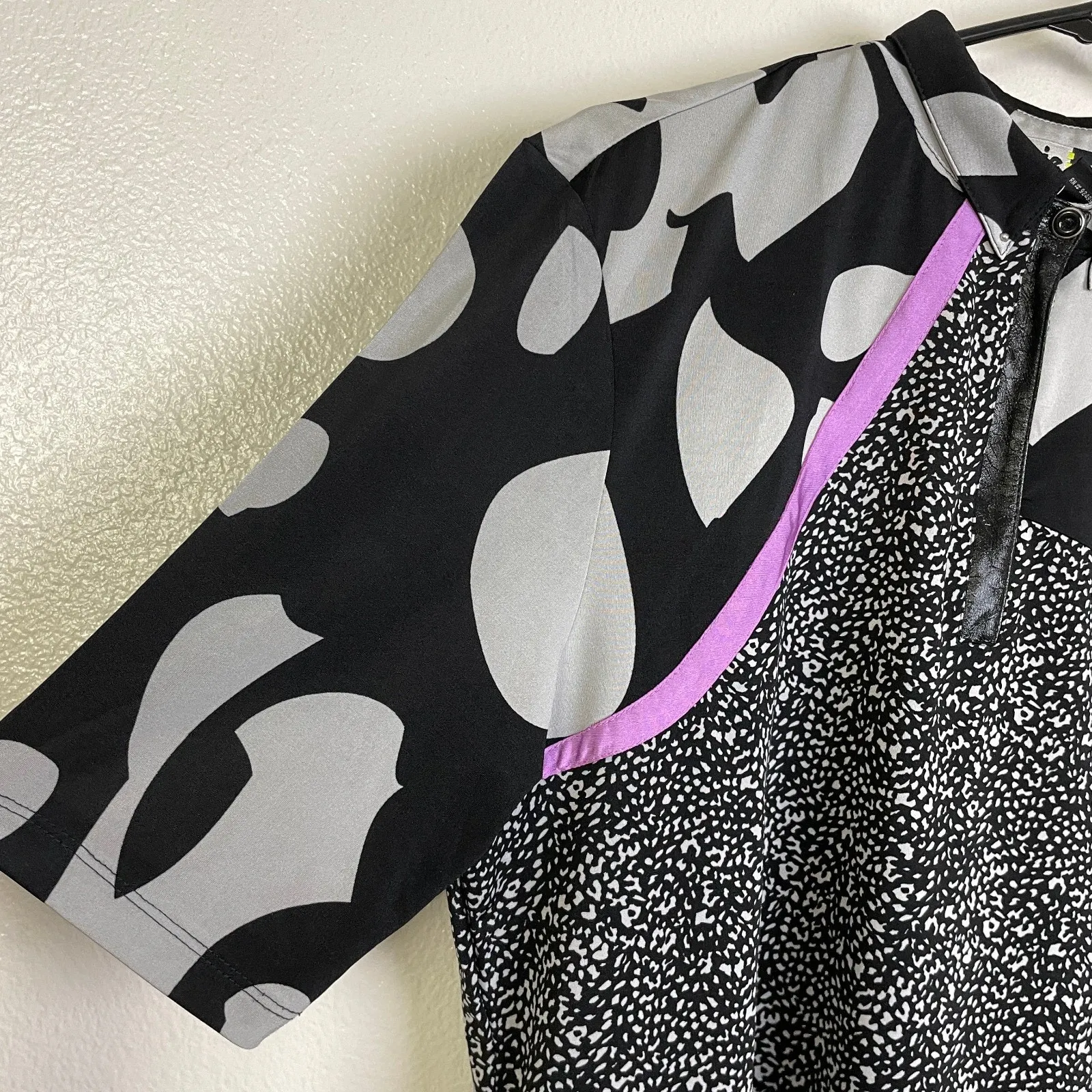 Jamie Sadock Shirt Womens Large Short Sleeve Black Grey Golf 1/2 Zip Mixed Print - Image 6