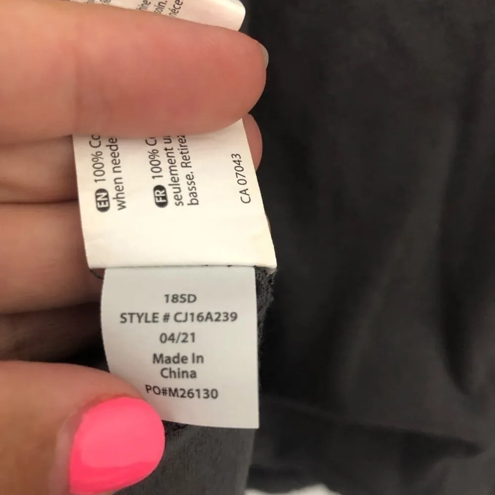 Wildfox Roommate of the Year My Dog Keke Tee Shirt Asphalt Gray NEW - Image 8