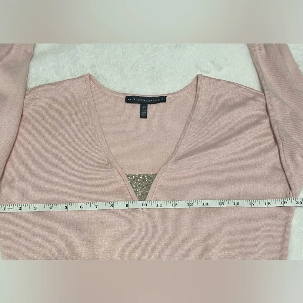 White House Black Market Ball Chain Pink V-
Neck Sweater - Image 12