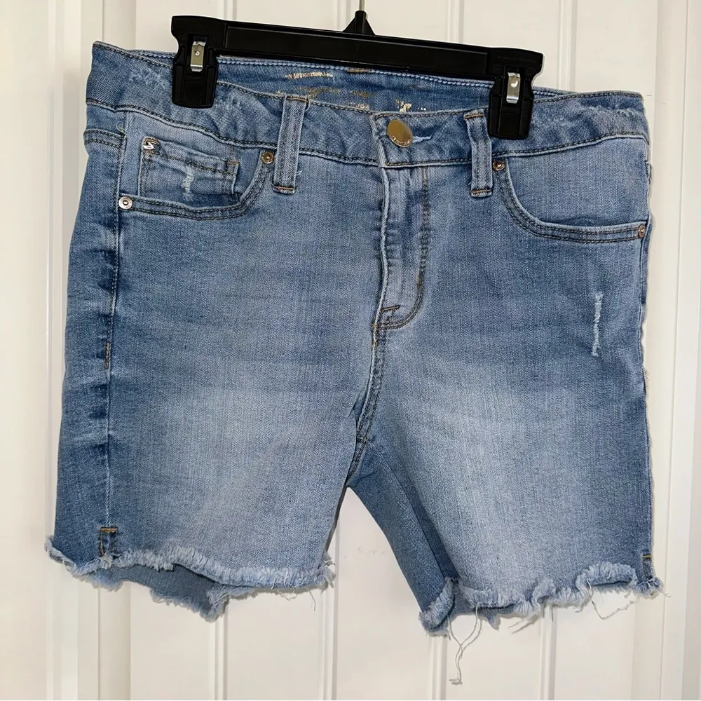 Seven 7 denim shorts women 4 weekend short raw hem - Image 2