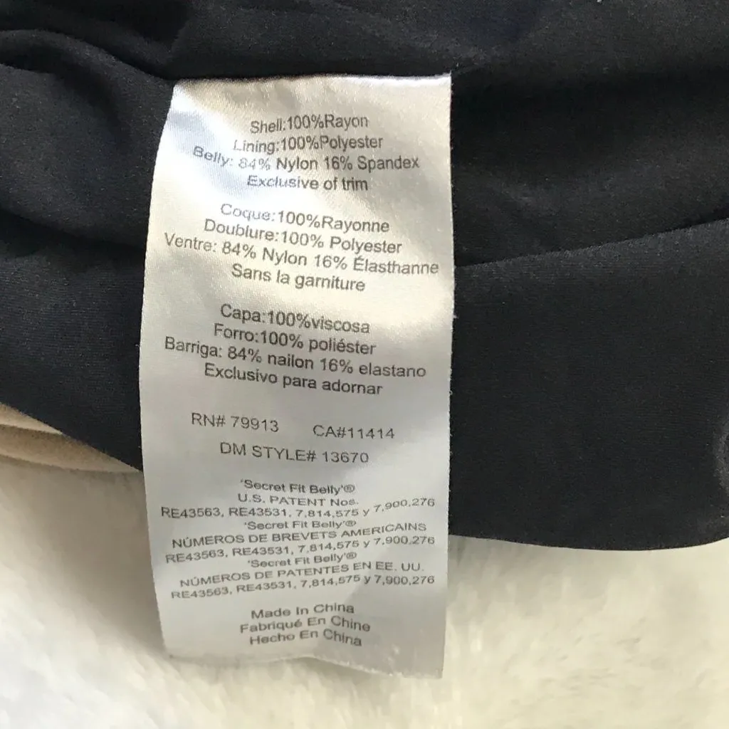 A Pea in the‎ Pod Maternity Shorts Women's Medium Black Floral Eyelet Over Belly - Image 7