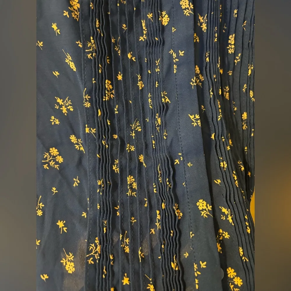 Blue Floral Top - Image 2