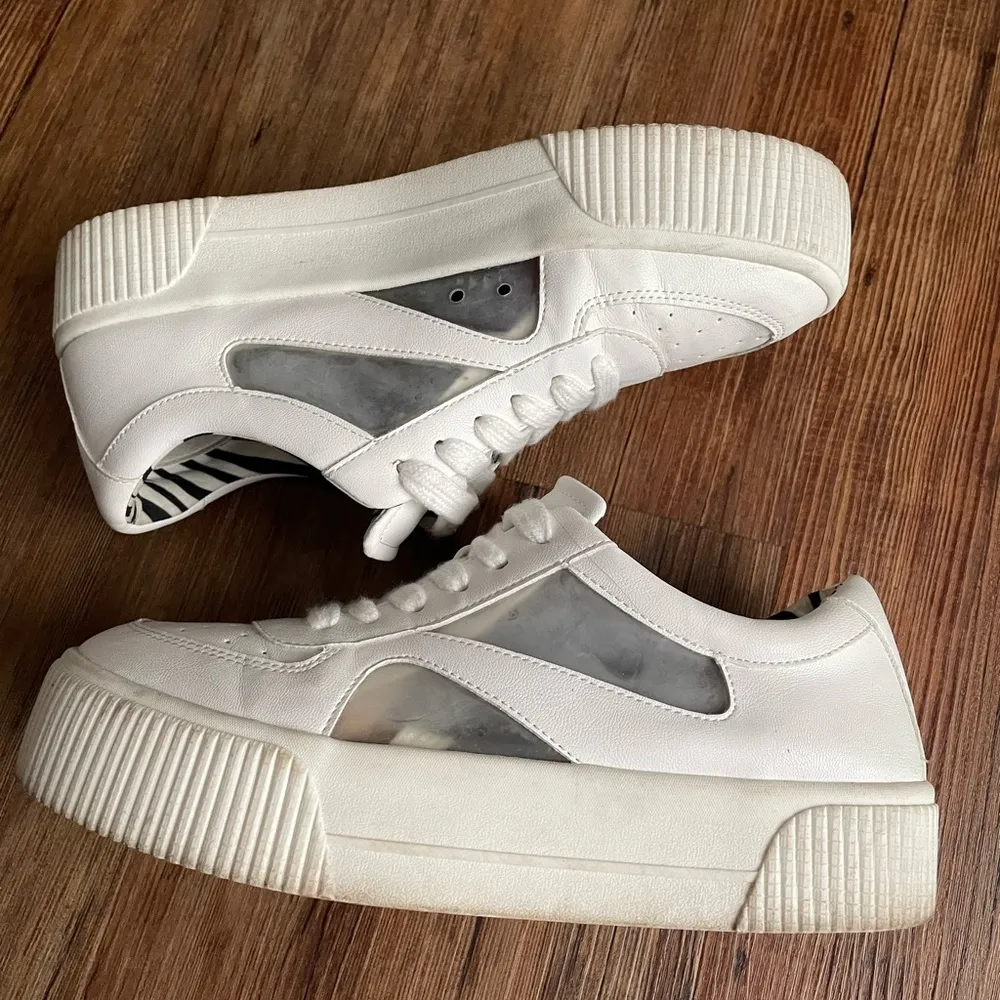 Mix No. 6 M6 Emmalyn White & Clear Platform Sneakers - Image 2