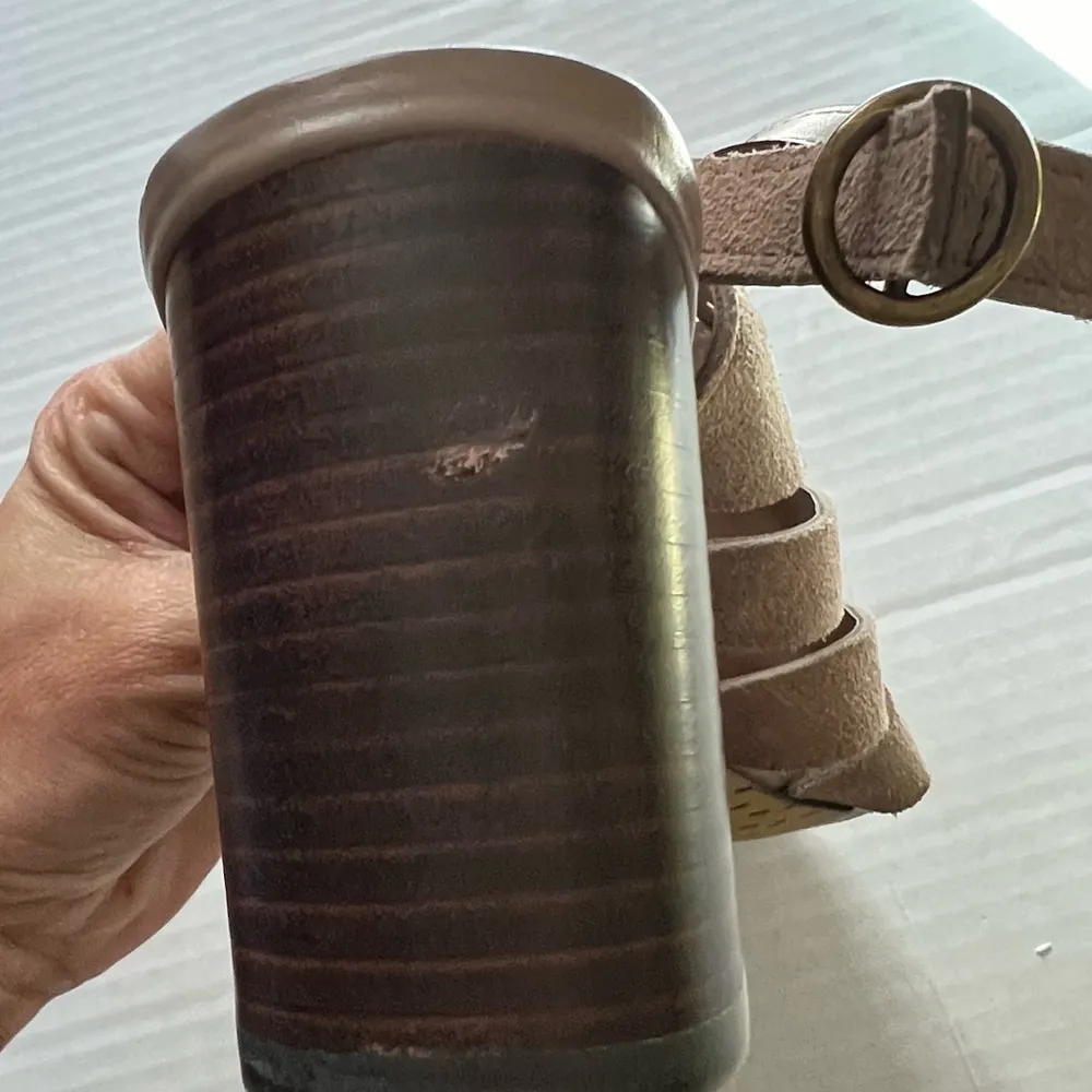 Bella vita COLLEEN BUCKLE SLIP ON STRAPPY SANDALS block heel size 9 suede brown - Image 11