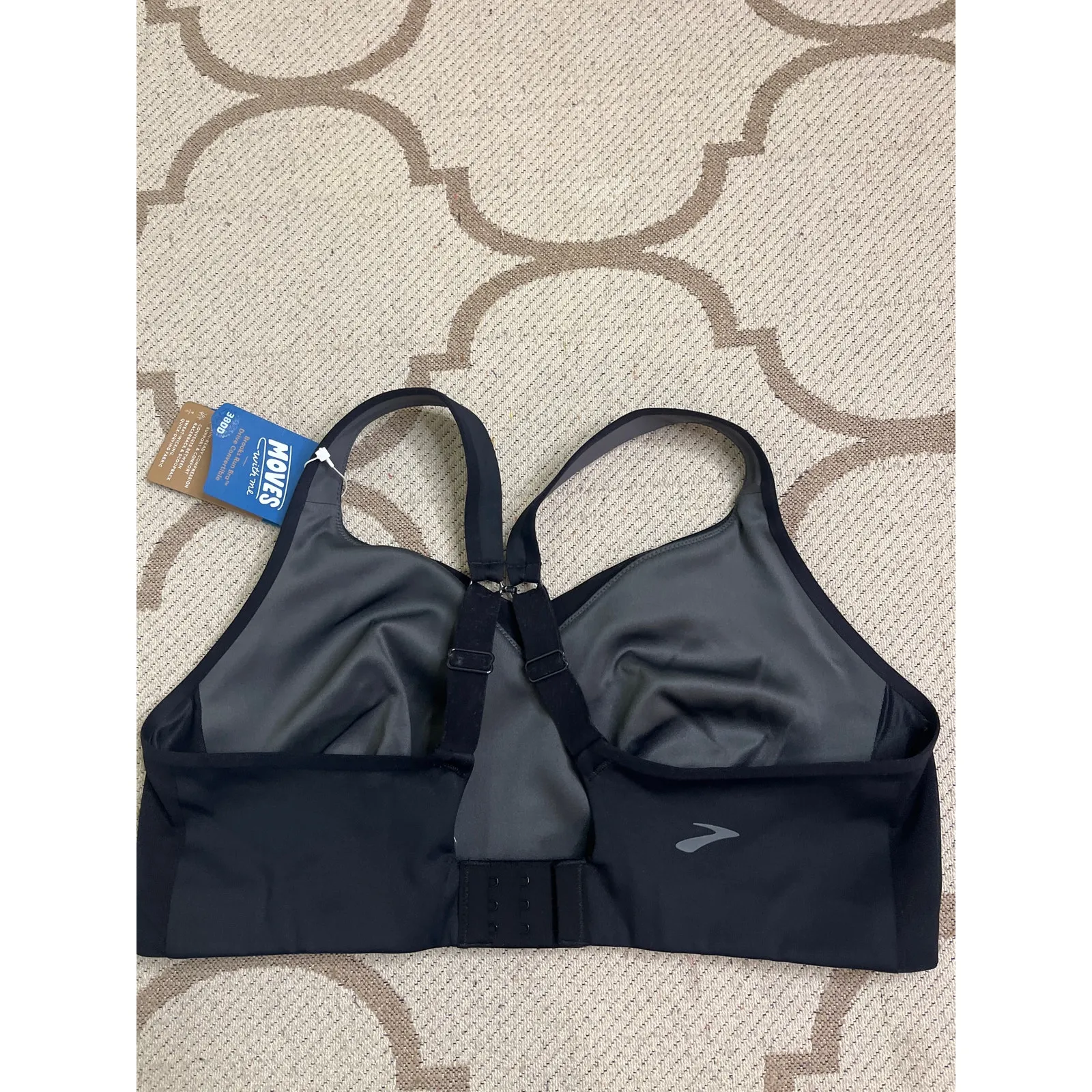 Brooks Run Bra Drive Convertible Sports Bra, Black, size 38DD, MSRP $59.99 - Image 9