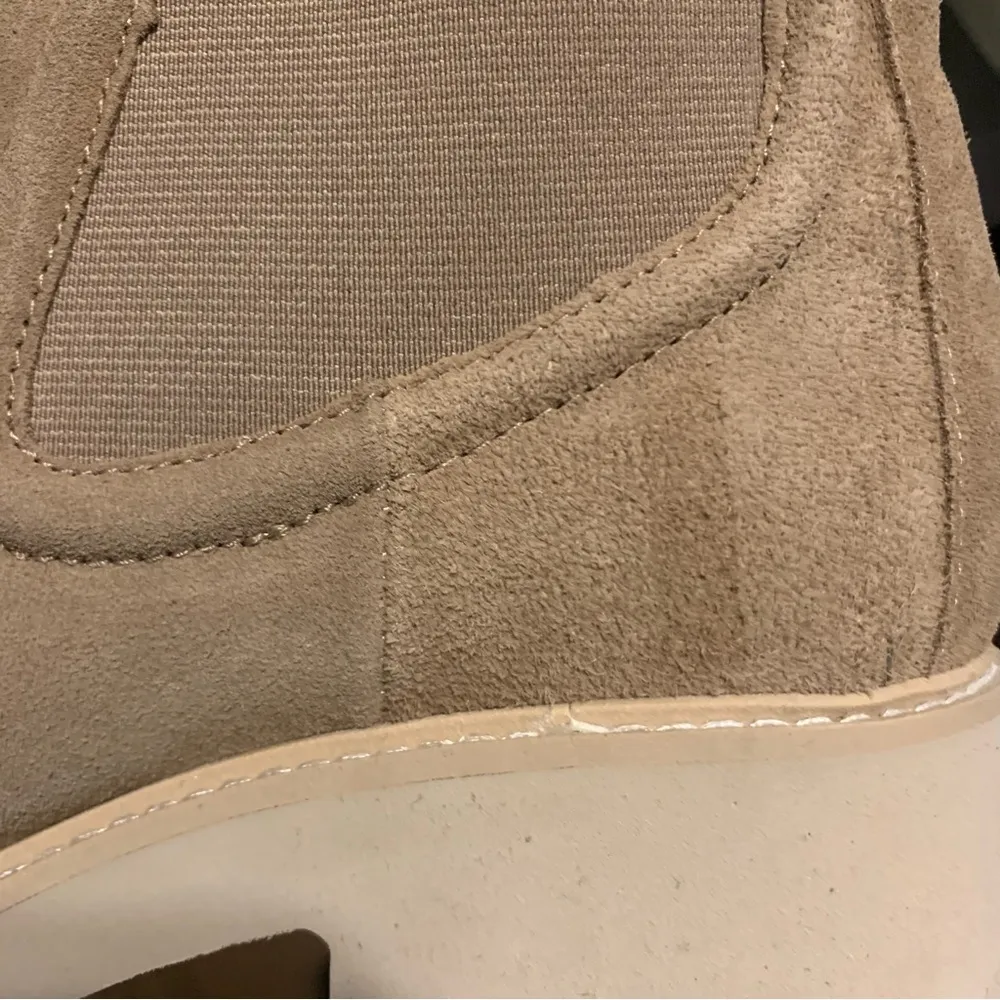 Dolce Vita Hawk H2O Waterproof Chelsea Boot in Mushroom Suede - Image 9