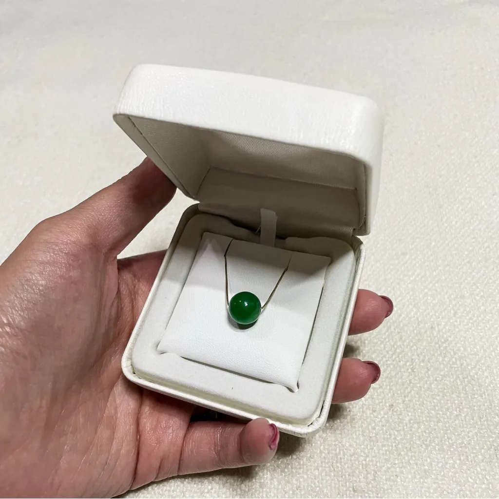 14K Solid Gold Thin Box Chain Green Jade Bead Pendant Necklace - Image 2