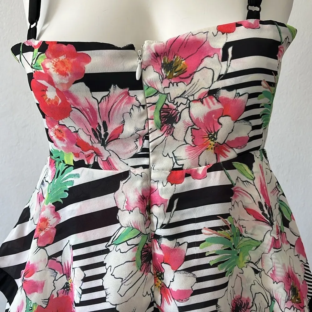 Yumi Kim in The Ruff Jubilee punk Pink White Floral tiered Ruffled Camisole S - Image 7