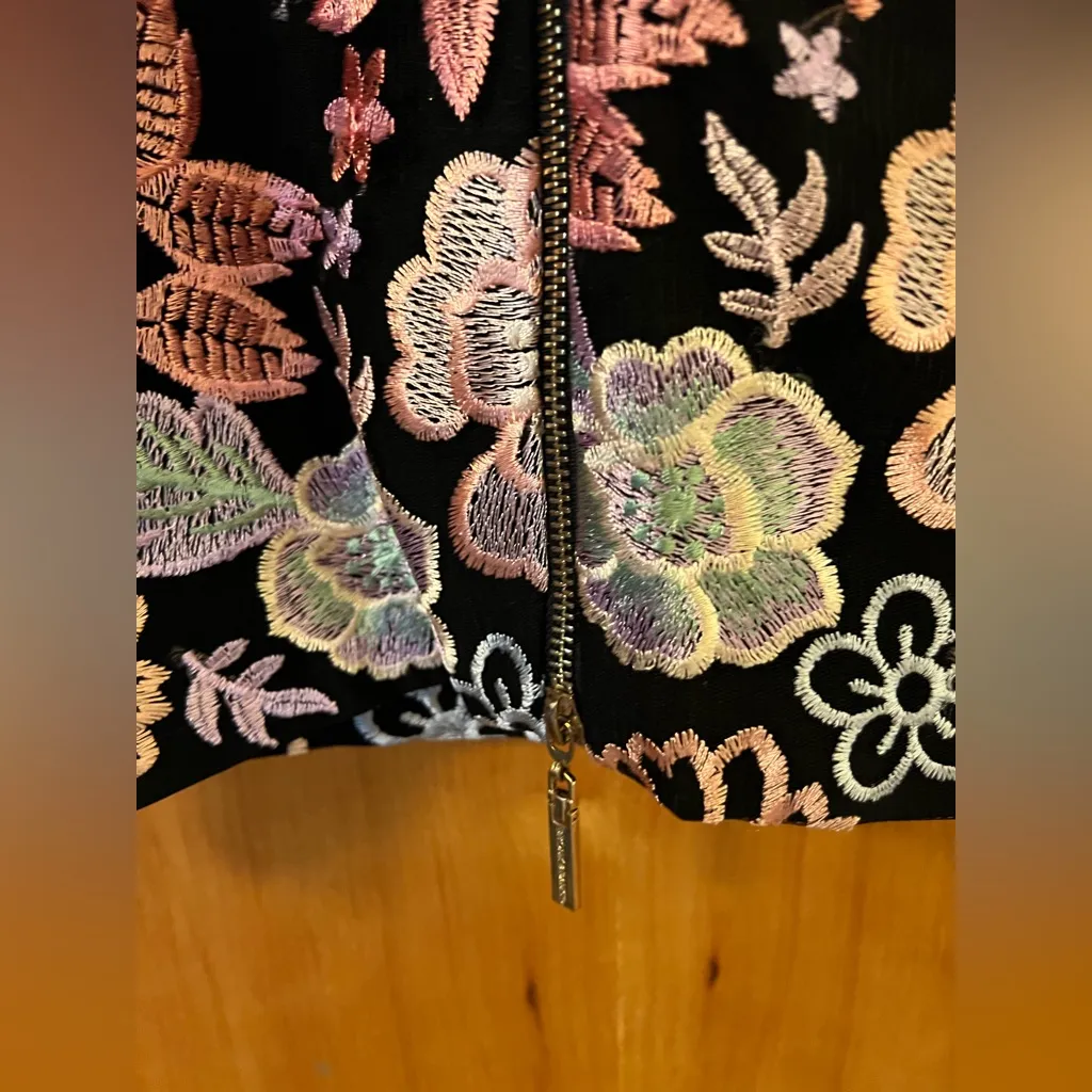 Bronx & Banco Dress CAMILE Embellished Pencil Dress Floral Lace Shoulder Straps - Image 16