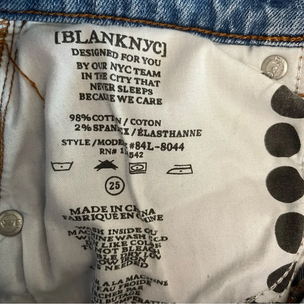 Blank NYC Wedge Short Distressed Light Wash Denim Shorts - Image 5