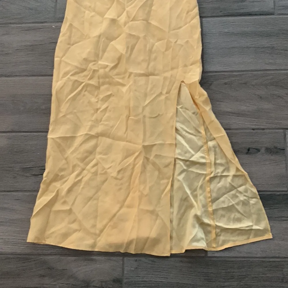 Silk golden dress - Image 3