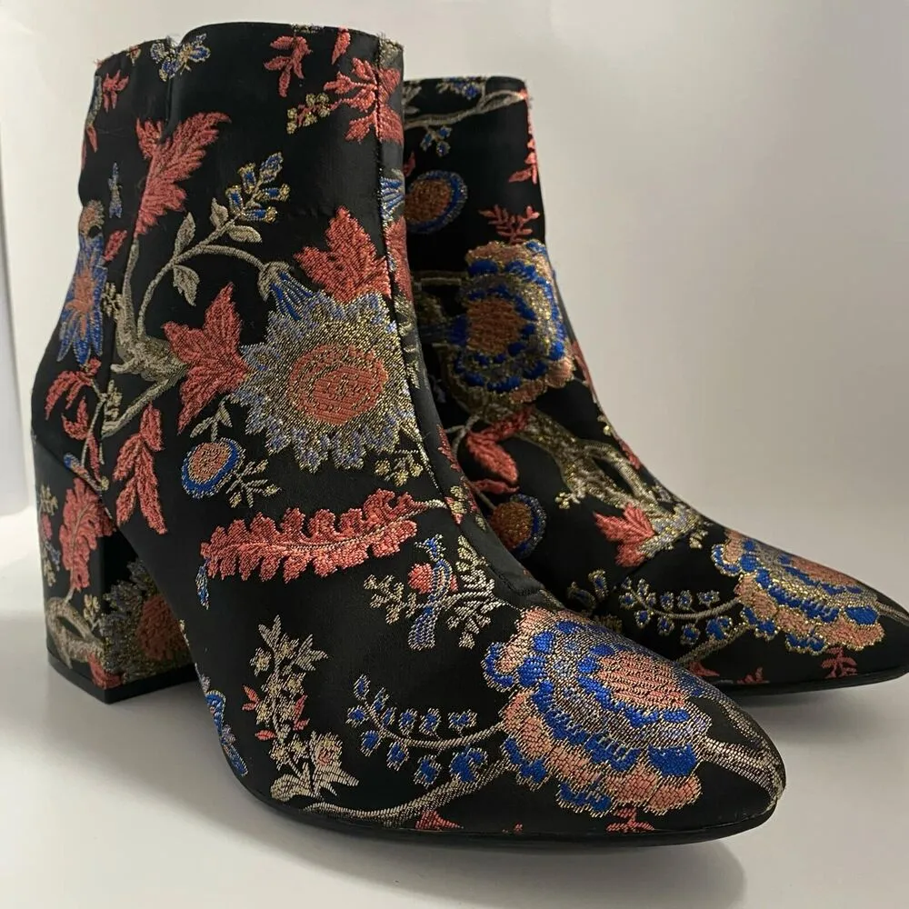 Target  Women's Colorful Embroidered Floral Ankle Zip Bootie Boots Size 10 - Image 6