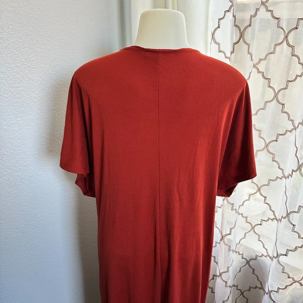 Rust Red V-Neck Maxi Dress With Pleated Front Detail & Short Sleeves - Image 5