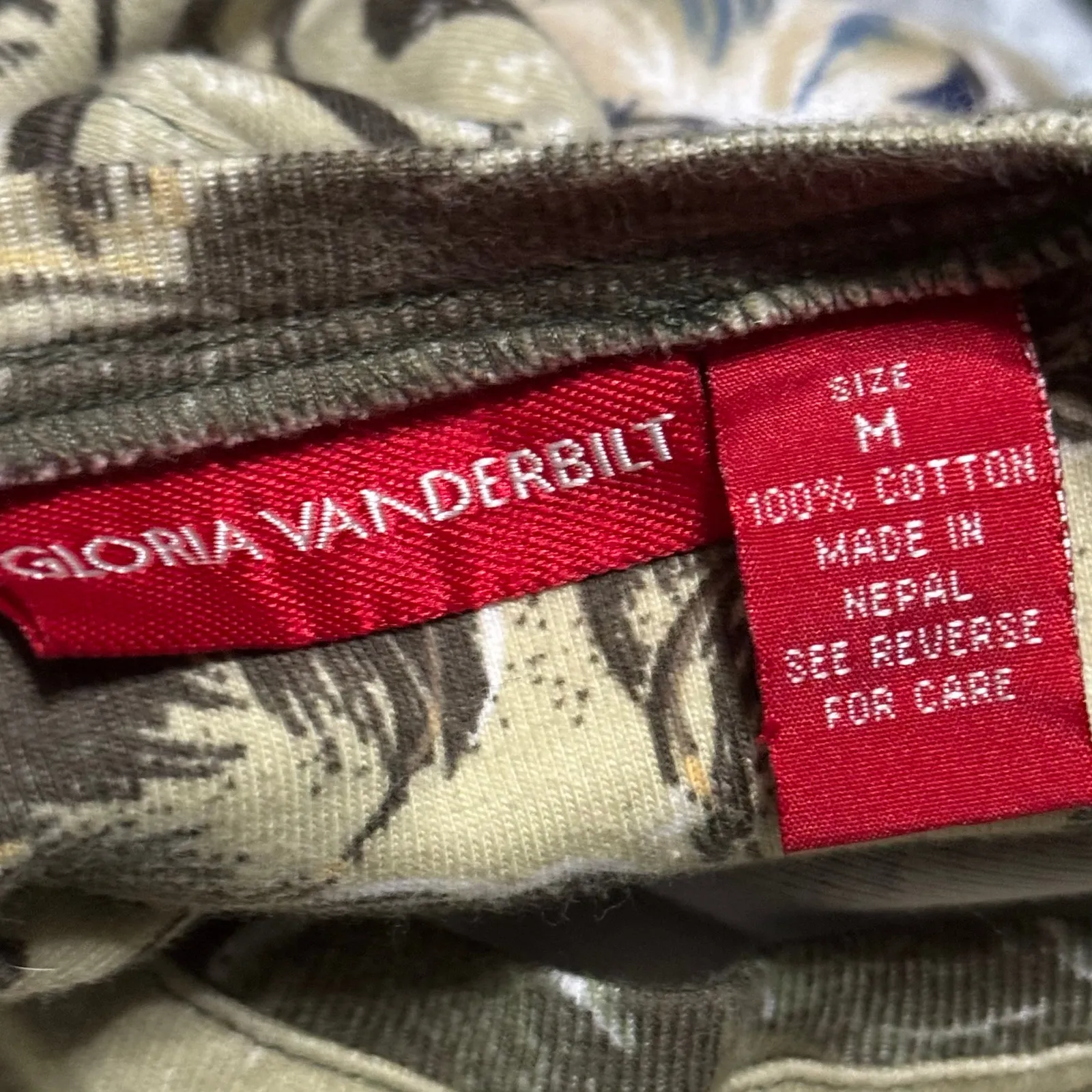 Y2K Fairycore Green Flower Design Printed 3/4 Sleeves Top Size Medium - Image 6