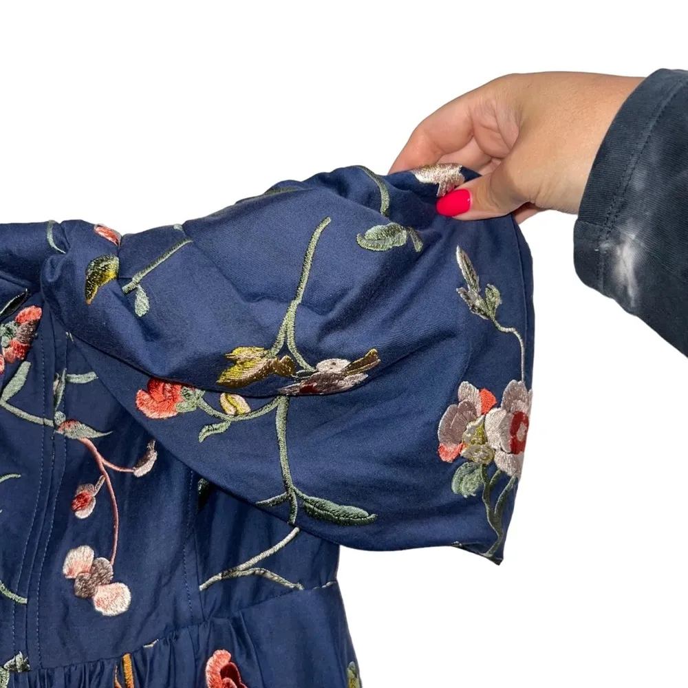 NEW NWT  Julian Floral Embroidered Off The Shoulder Midi Dress Navy - Image 9