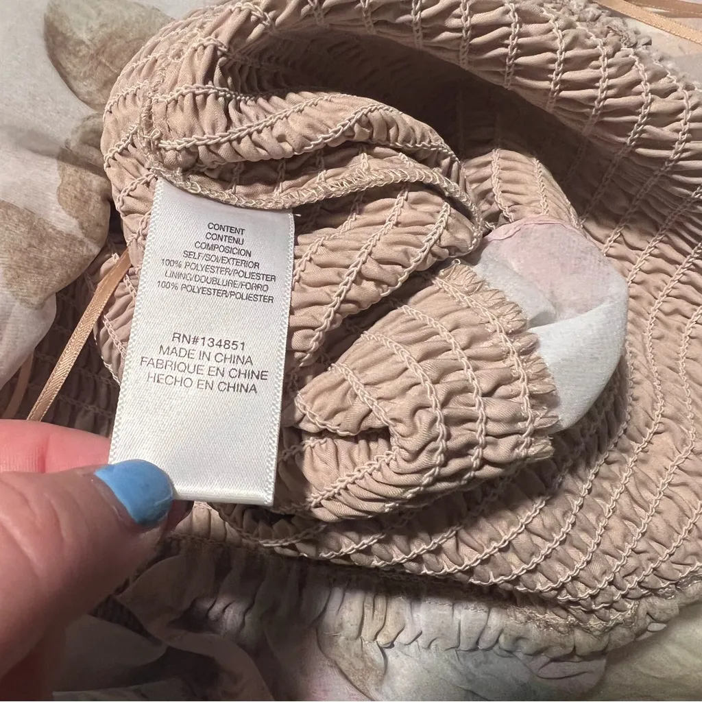 WAYF Off Shoulder Smocked Top Antique Roses S - Image 13