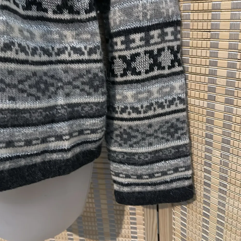 Appleseed's Gray White Metallic Silver Striped Knit Cardigan Sweater XL - Image 10