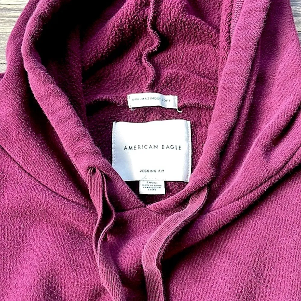 American Eagle Jeggings Fit Sweatshirt - Image 2