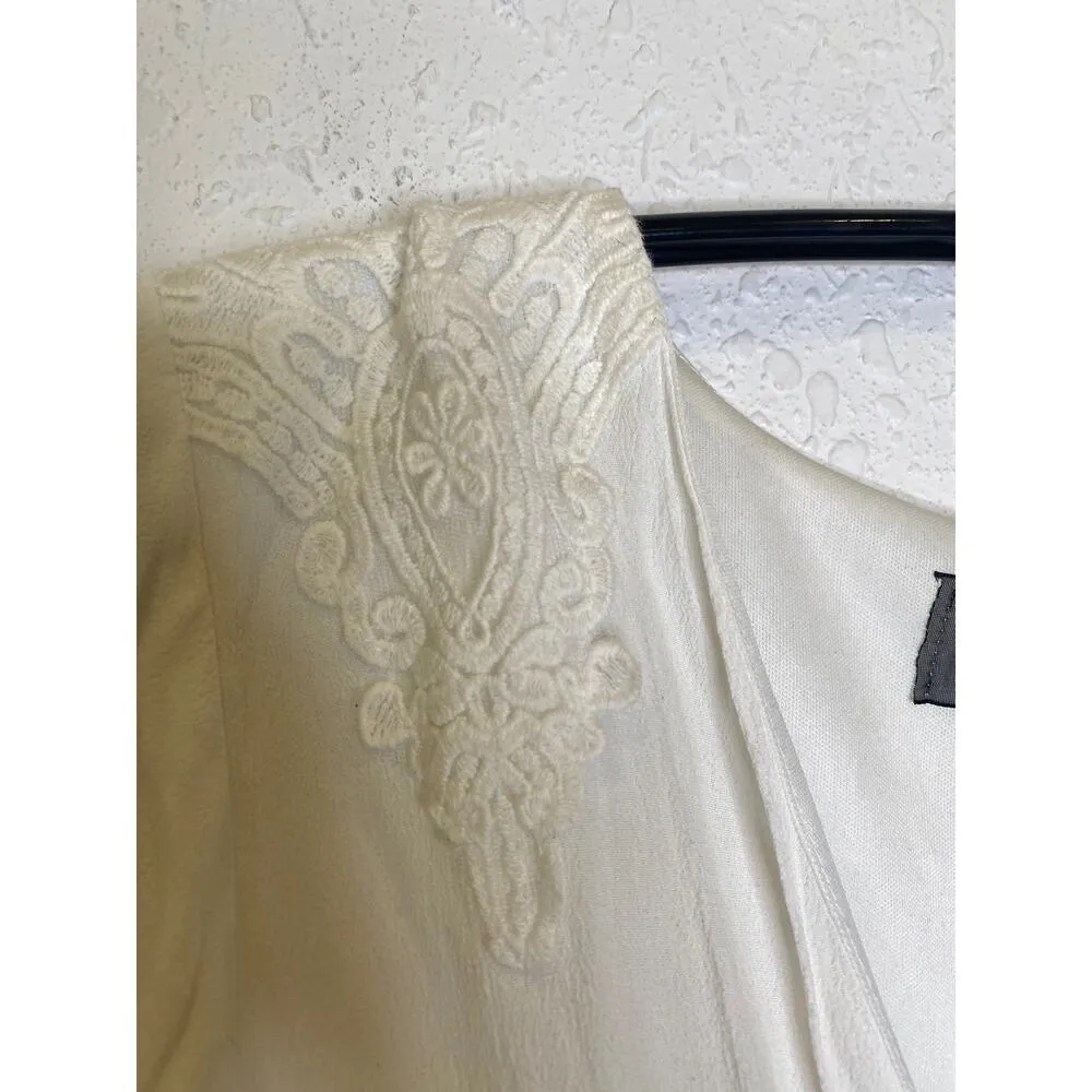 Asi3nna Anthro White Lace Shorts Romper EUC Sz Lg Lined Crochet Lace Summer - Image 5