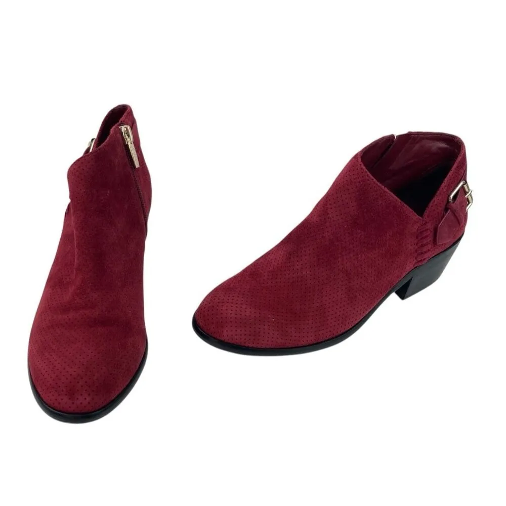 Vince Camuto Parveen Booties Womens Size 6M Red Leather Perforated Heeled Trendy - Image 2