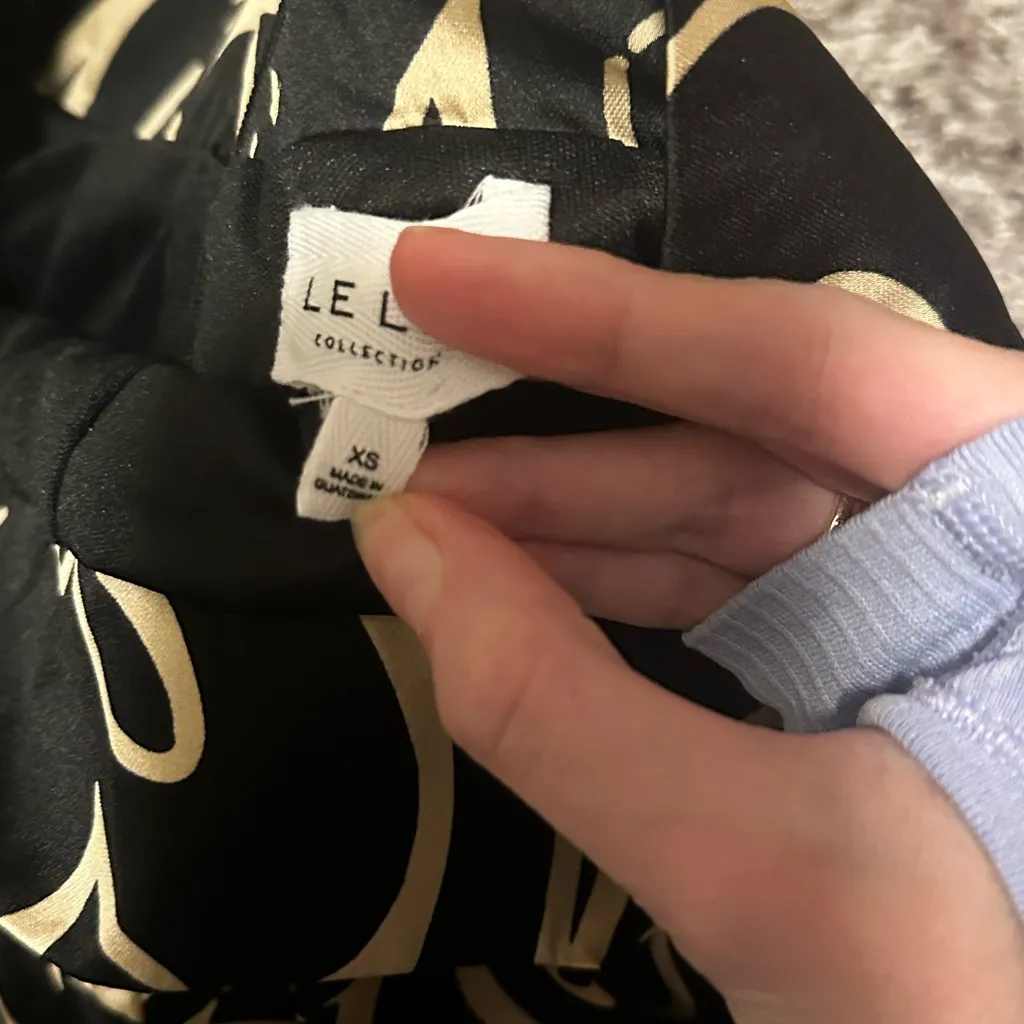 Le lis  Black and Cream Patterned Trousers - Image 5