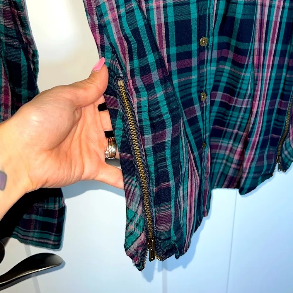 Zipper Detail Plaid Button Down - Image 3