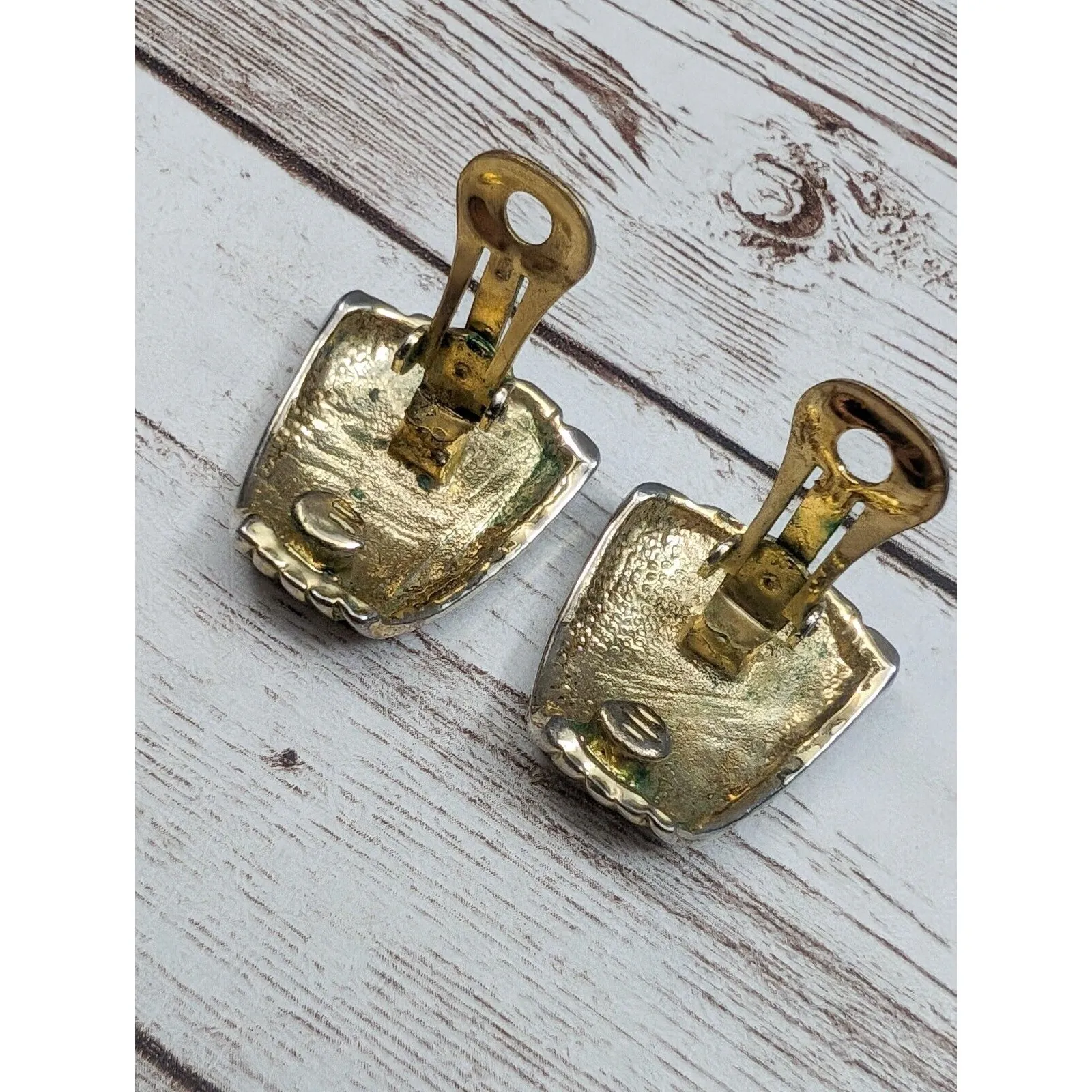 Vintage Clip On Earrings - Image 8