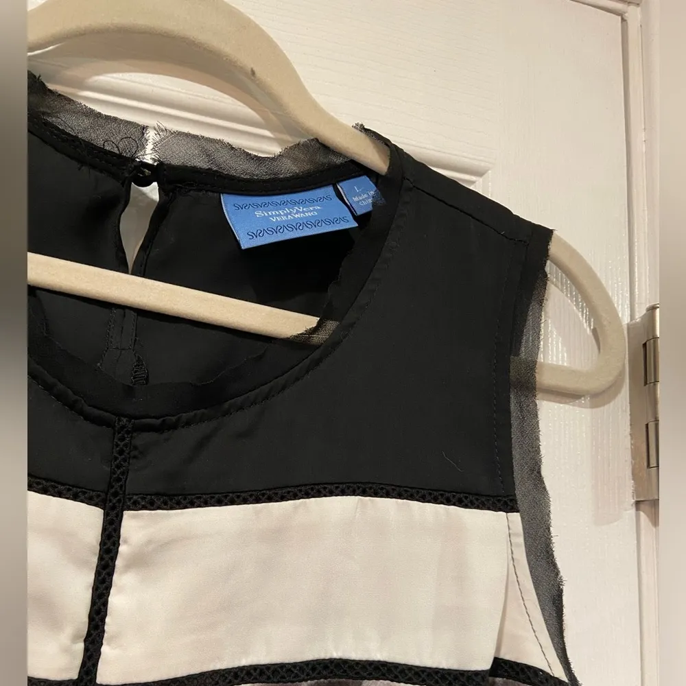 Simply Vera Wang Size L Black Gray Lightweight Watercolor Drop-Tail Hem Tank Top - Image 8