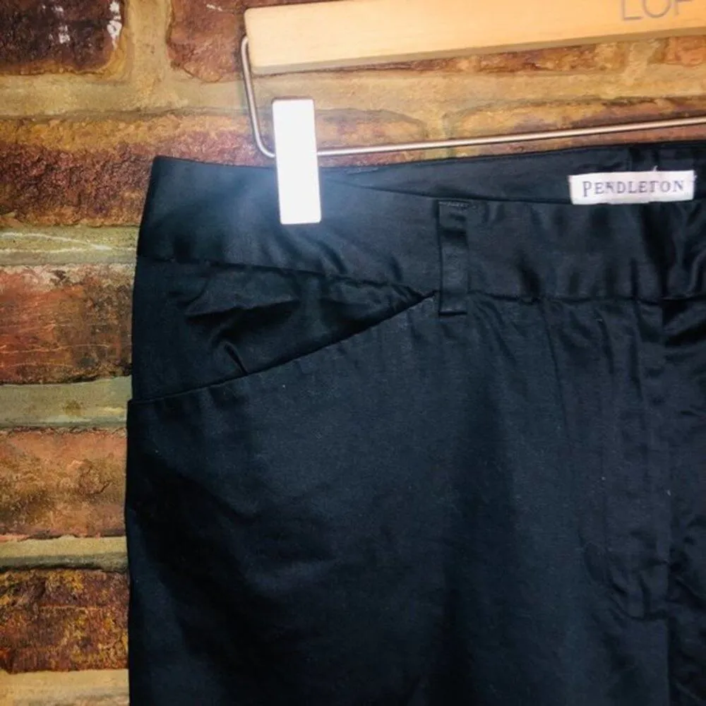 Pendleton Cropped Capri Black Slacks Size 12 - Image 2