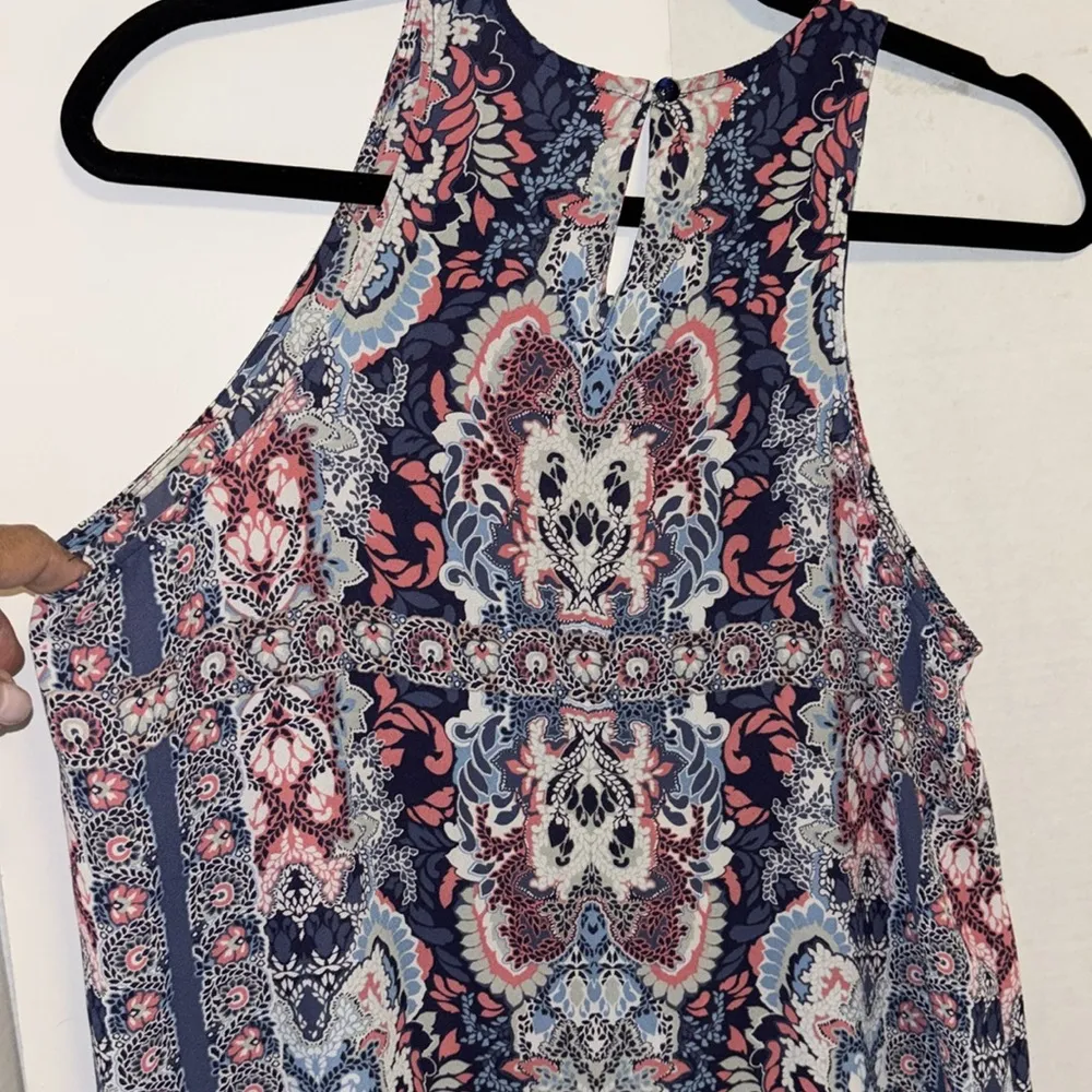 Violet & Claire Blue Gray Pink Sleeveless Tank Top 100%Polyester Size Medium - Image 7