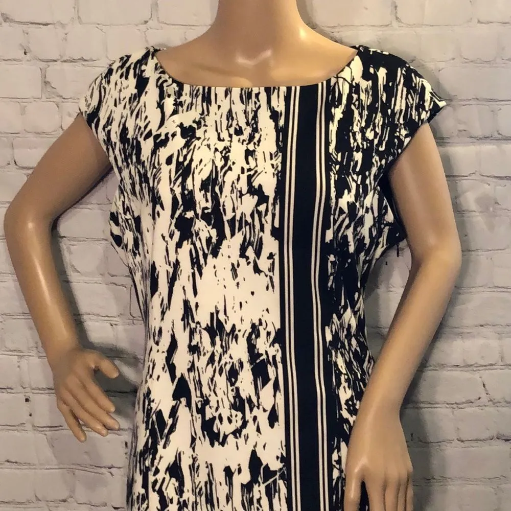 London Style Collection Op Art Black and White Shift Dress 14 - Image 2