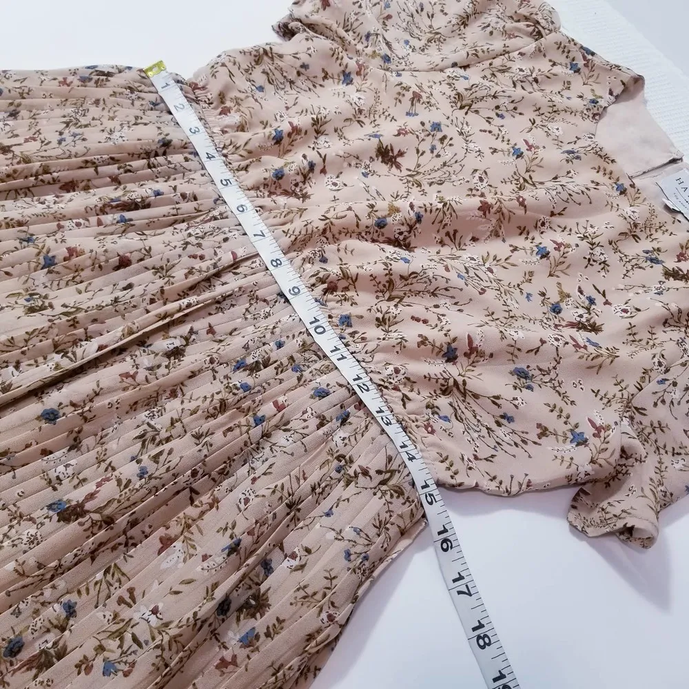 HAYDEN Los Angeles Blush Floral Pleated Midi Dress - Image 5