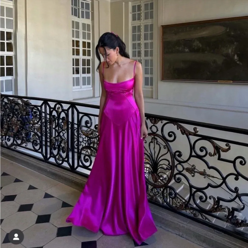 HOUSE OF CB 'Anabella'‎ Fuchsia Lace Up Maxi Dress NWOT size S - Image 14