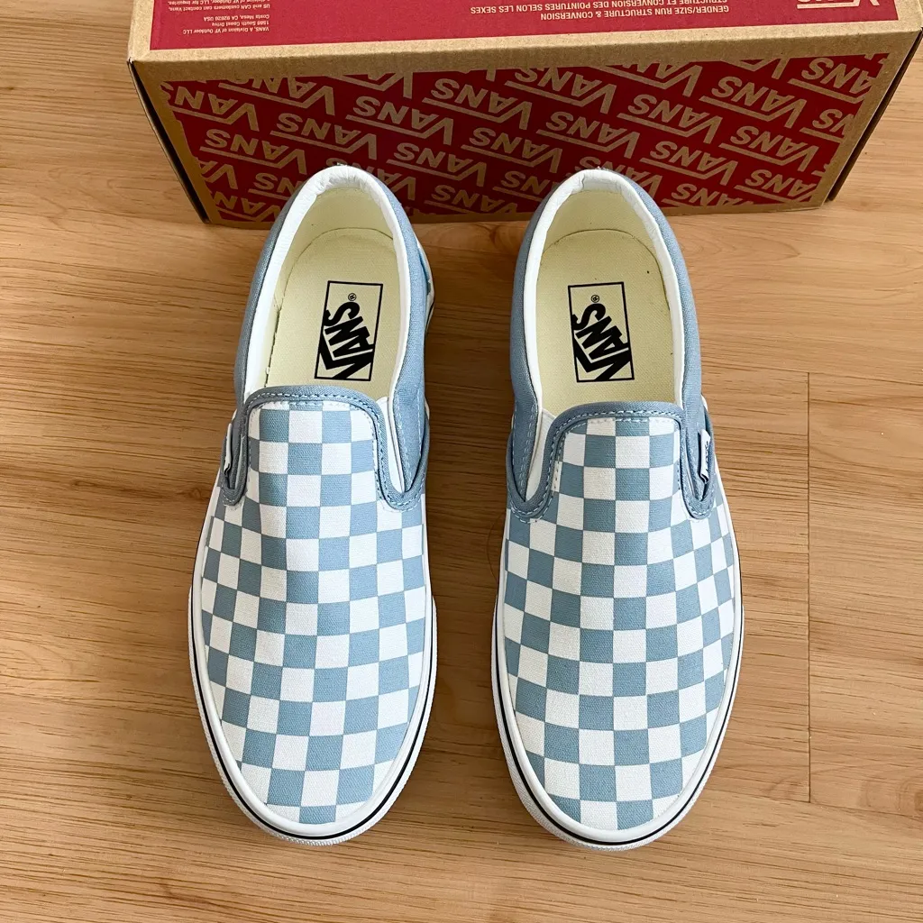 Van Classic Slip-On Checkerboard Shoe Mens 7.0 US Women 8.5 US - Image 4