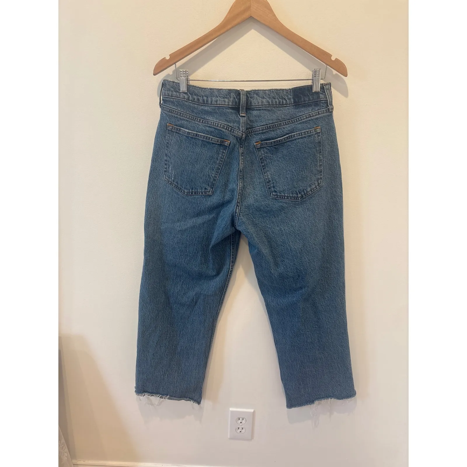 Abercrombie Fitch Curve Love The Baggy Low Rise Jeans Medium Wash Size 28 - Image 3