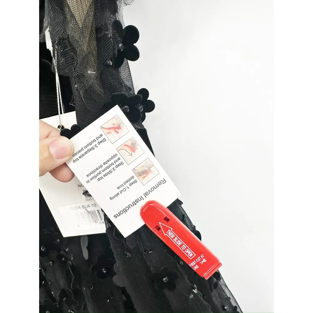 Mac Duggal Black Velvet Flower Embellished Short Sleeve Midi Dress Size 10 New - Image 6