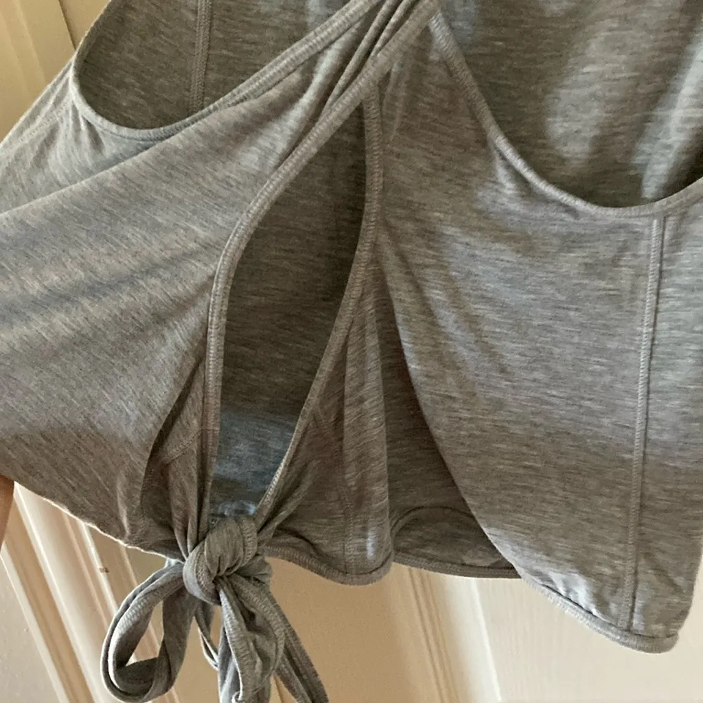 Lululemon Turn To Tie Tank Heathered Core Light Grey Pima Cotton Size 4 Like New - Image 7